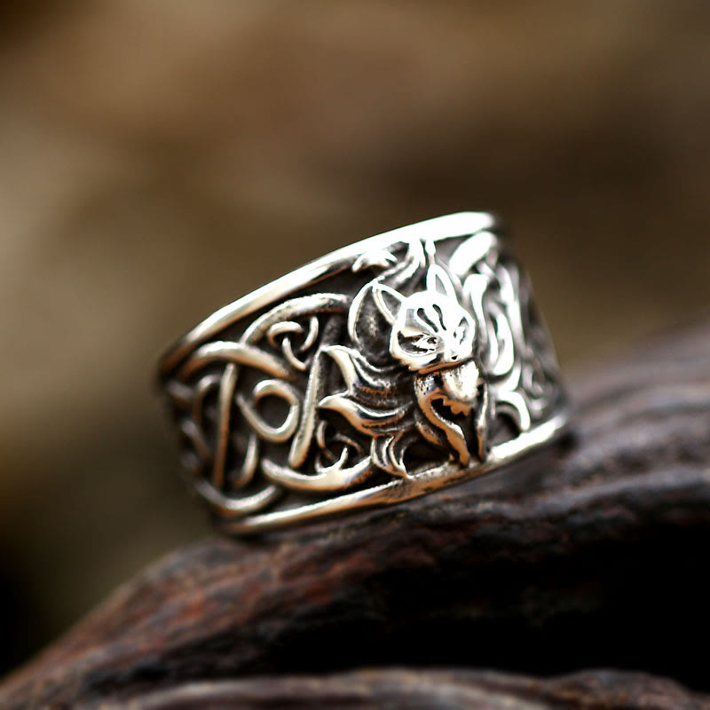 WorldNorse Animal Carved Celtic Witch Knot Ring