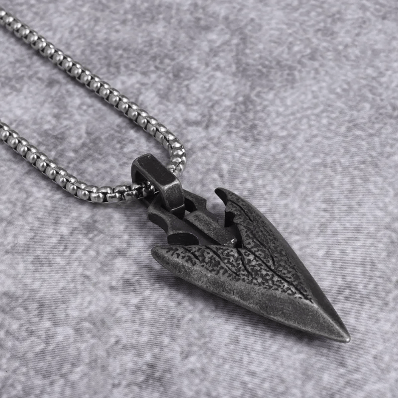 WorldNorse Vintage Weapon Spearhead Guide Your Necklace