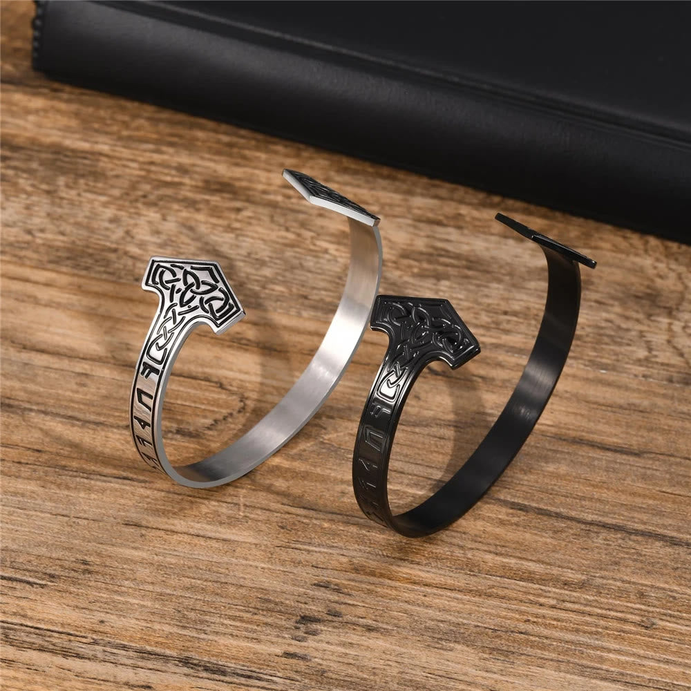 WorldNorse Mjolnir Celtic Knot Bangle Rune Bracelet