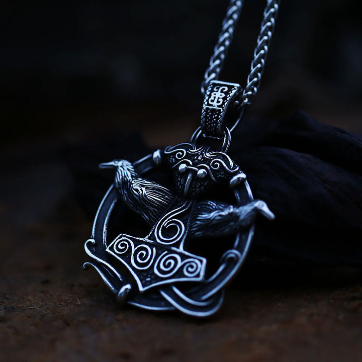 WorldNorse Thor's Hammer Side Raven Necklace