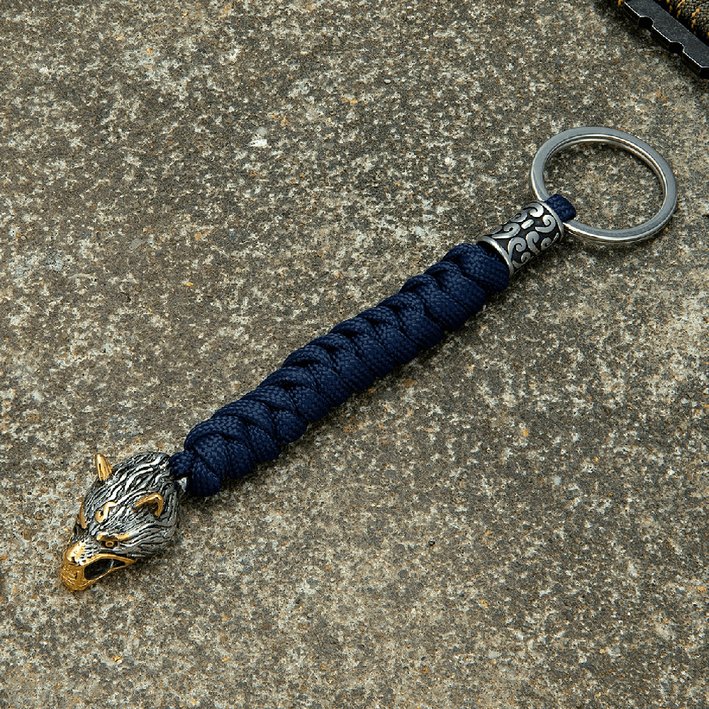 WorldNorse Stainless Steel Wolf Head Paracord Keychain