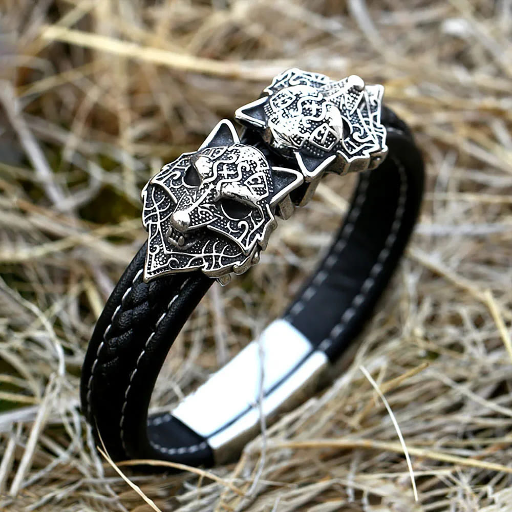 WorldNorse Double Wolf Head Leather Bracelet