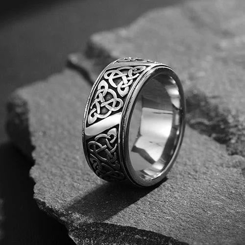 WorldNorse Stainless Steel Nordic Viking Celtic Knot Ring