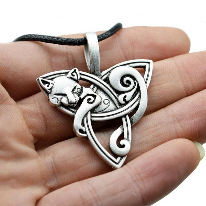 WorldNorse Celtic Cat On Triquetra Stainless Steel Necklace