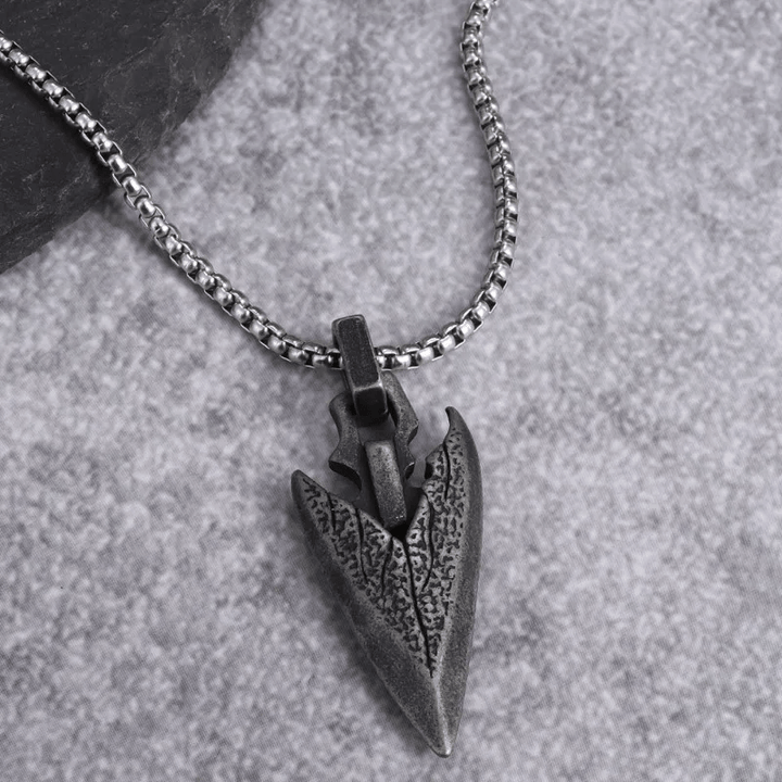 WorldNorse Vintage Weapon Spearhead Guide Your Necklace
