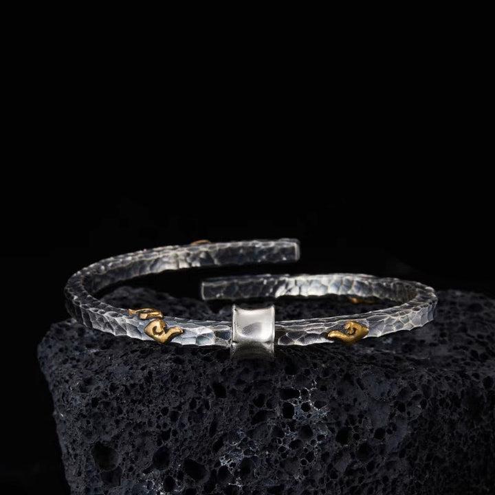 WorldNorse Vintage Hammered Texture Bracelet
