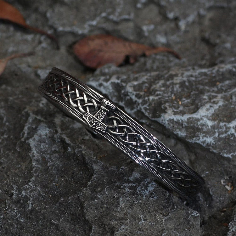 WorldNorse Stainless Steel Vikings Style Mjolnir Bracelet