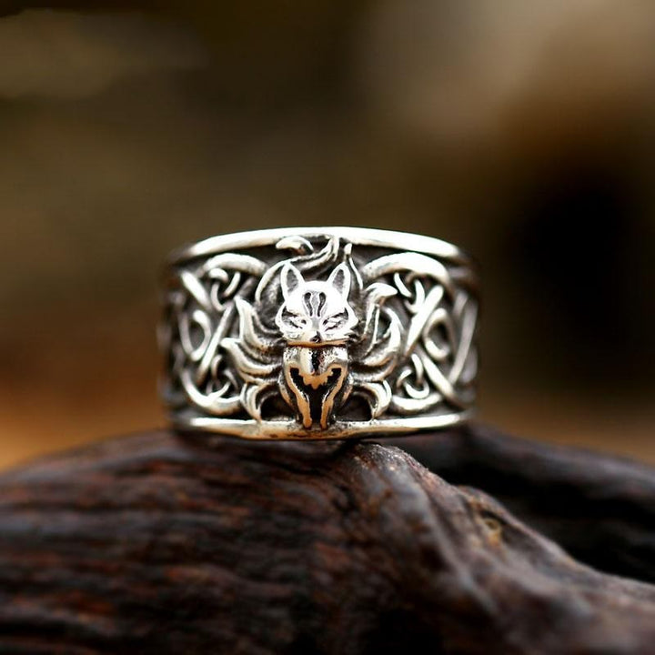 WorldNorse Animal Carved Celtic Witch Knot Ring