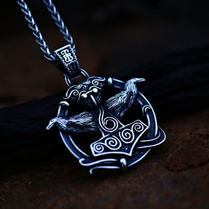 WorldNorse Thor's Hammer Side Raven Necklace