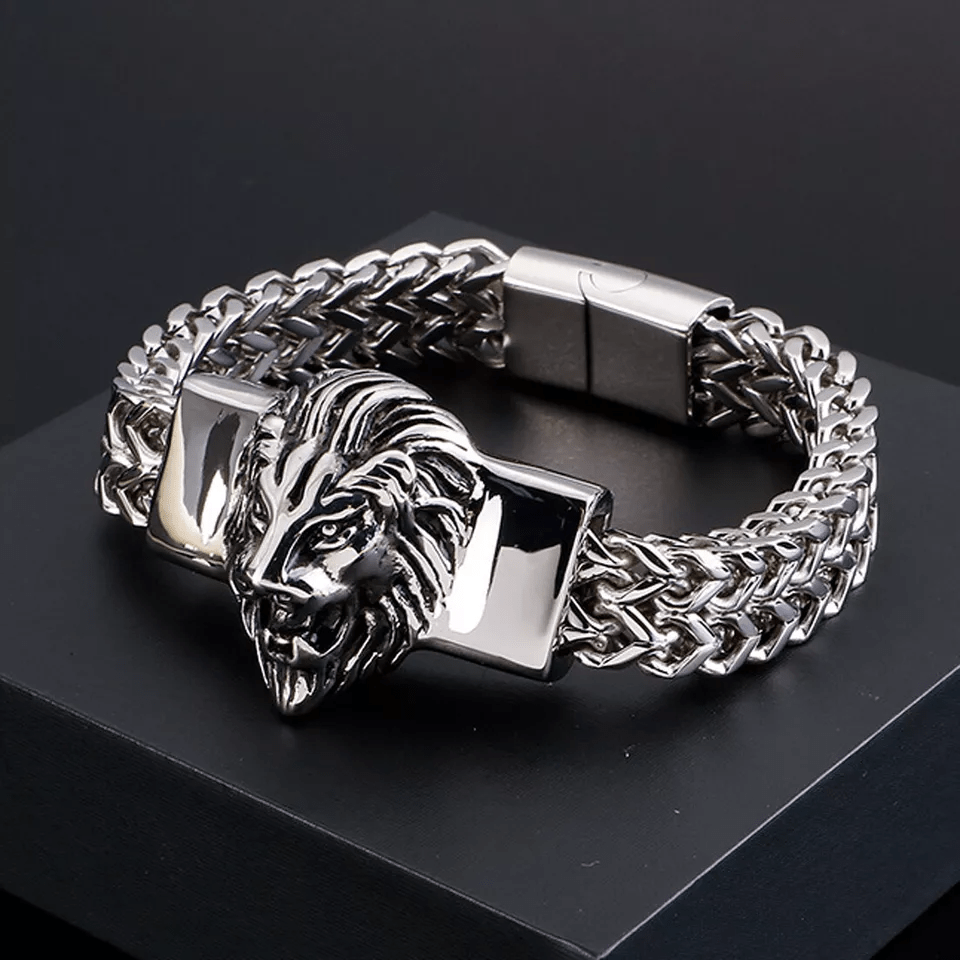 WorldNorse 316L Stainless Steel Lion Head Bracelet