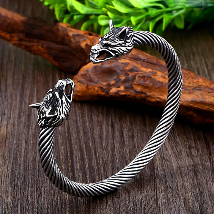 WorldNorse Double Wolf Heads Open Bracelet