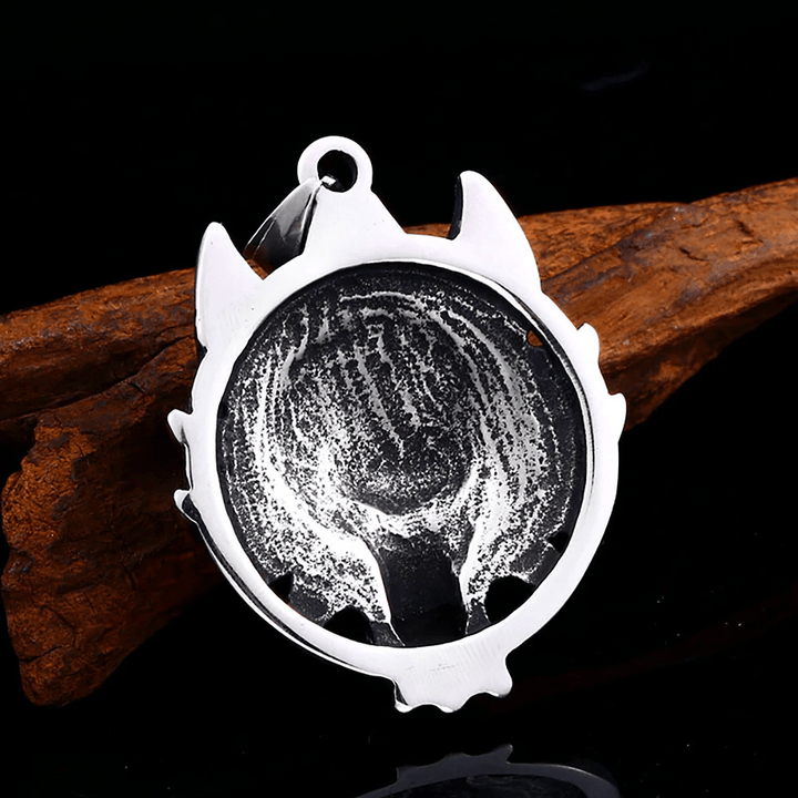 WorldNorse Ferocious Wolf Head Necklace